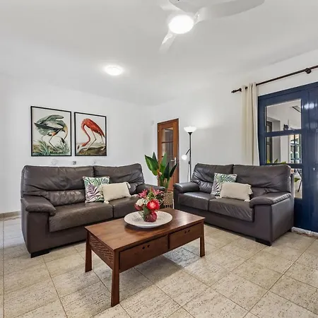 Lanzarote Irina Marina Rubicon 别墅