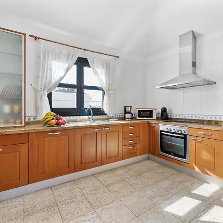 Lanzarote Irina Marina Rubicon Playa Blanca