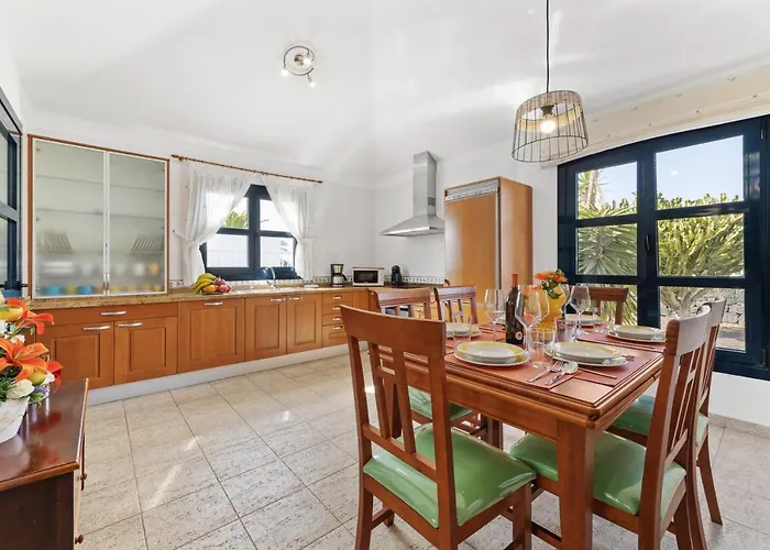 Lanzarote Irina Marina Rubicon 别墅