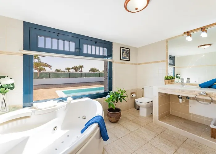 Lanzarote Irina Marina Rubicon 别墅